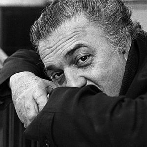 https://www.lastradiopoets.net/wp-content/uploads/federico_fellini-01-bi50-quad-300x300.jpg